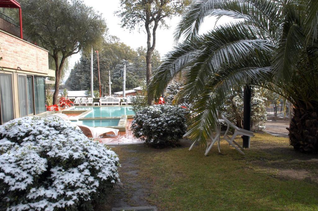 Hotel Costa Azul Cassaffousth エクステリア 写真