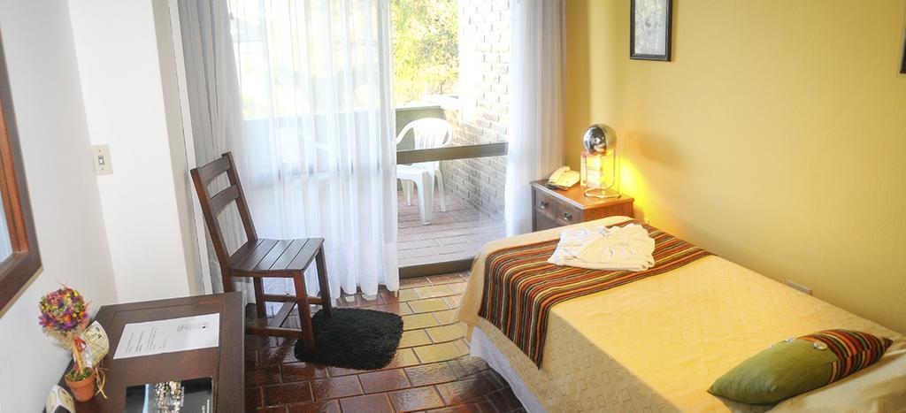 Hotel Costa Azul Cassaffousth エクステリア 写真